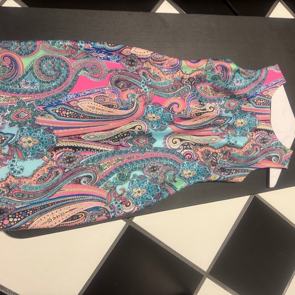 Dress - Picture 1 of 1